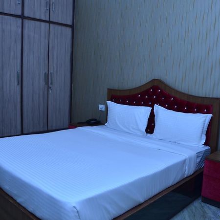 Hotel Royal International 新德里 外观 照片