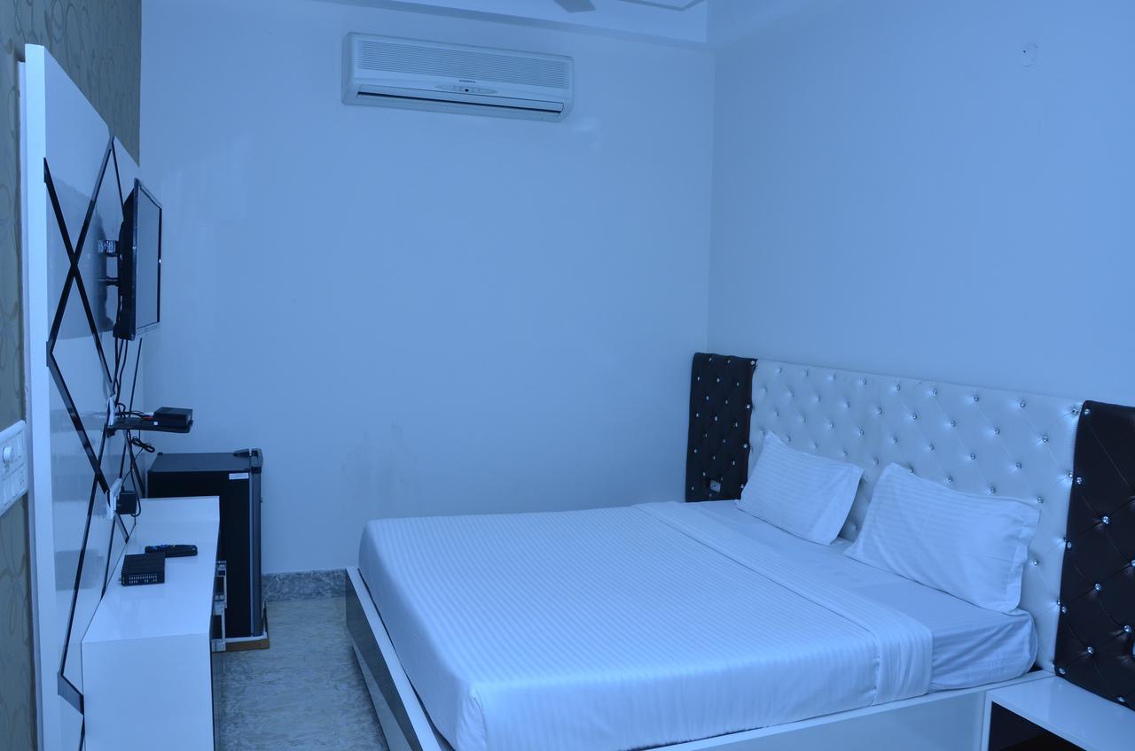 Hotel Royal International 新德里 外观 照片